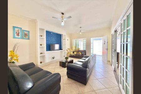 4_photo/94d20010c3.3f0ee4cdda7b5467-ATLAS-6a57723e-1069-4447-b11d-8bae653aaaf7.jpg de casa à venda com 4 quartos, 250m² em Jardim Enseada, Guarujá