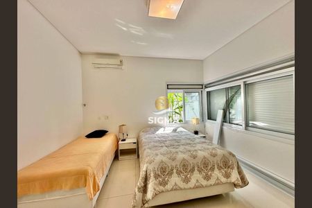 5_photo/94d200115f.dc8bbd111761e841-ATLAS-cd0647d5-6eee-4ccd-98b1-98fb1d3af892.jpg de casa à venda com 7 quartos, 700m² em Jardim Mar e Ceu, Guarujá