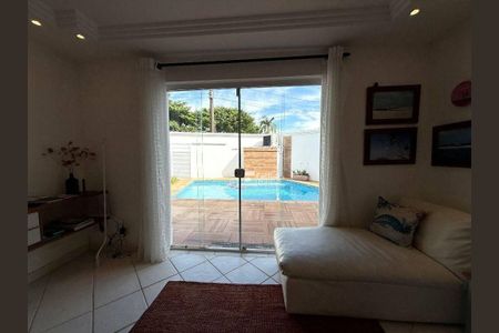 10_photo/94d2001289.15f4a19d538e62fb-ATLAS-ece691a6-7796-4593-a724-2fd4f8d3651e.jpg de casa à venda com 3 quartos, 214m² em Balneario Praia do Pernambuco, Guarujá