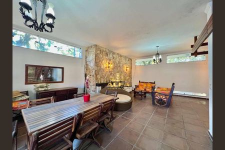 11_photo/94d20012db.7e2ea02b9085bf9d-ATLAS-070f1988-bb5a-4add-b28f-5bcd5a6be748.jpg de casa à venda com 5 quartos, 414m² em Balneario Praia do Pernambuco, Guarujá