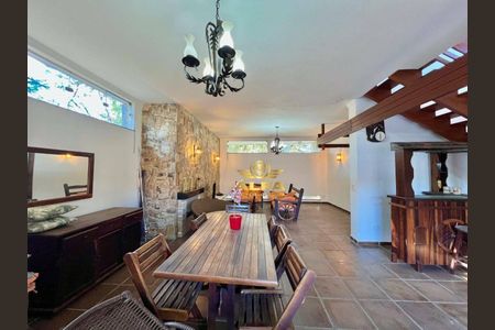 9_photo/94d20012db.7e2ea02b9085bf9d-ATLAS-b6389c2c-23aa-4ab5-b1e3-b614e77e90c9.jpg de casa à venda com 5 quartos, 414m² em Balneario Praia do Pernambuco, Guarujá