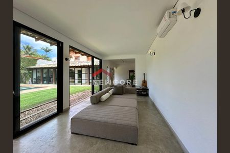 14_photo/94d200134b.93b8fa184532727f-ATLAS-e3eb6c80-00e6-4f58-b836-e2d508395c85.jpg de casa à venda com 4 quartos, 320m² em Balneario Praia do Pernambuco, Guarujá