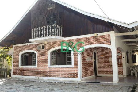8_photo/94d200134d.bdf1def5ceb5107f-ATLAS-dba4ee60-1d77-4827-bcc2-e4855cce3e35.jpg de casa à venda com 7 quartos, 257m² em Balneario Praia do Pernambuco, Guarujá