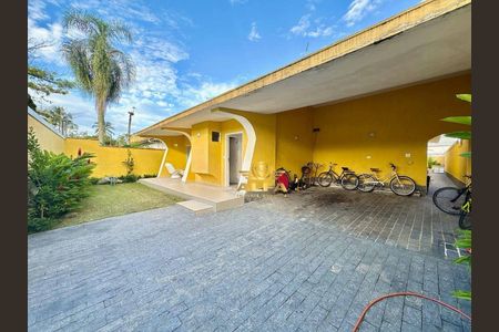 31_photo/94d20014d7.b875cfe8e7522de0-ATLAS-e0ec549c-83c5-4418-8151-e46acc376d9e.jpg de casa à venda com 4 quartos, 320m² em Balneario Praia do Pernambuco, Guarujá