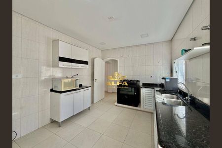 30_photo/94d2001717.e5aeb31c1dcb41ef-ATLAS-a97418a4-d385-44d4-800a-3a2ea4bbaadf.jpg de casa à venda com 5 quartos, 260m² em Jardim Enseada, Guarujá