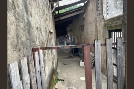 11_photo/94d200177d.0f47a0f6a18bae9c-ATLAS-e9cc4489-2988-4ef1-b556-e554b1dcc529.jpg de casa à venda com 6 quartos, 340m² em Parque Enseada, Guarujá