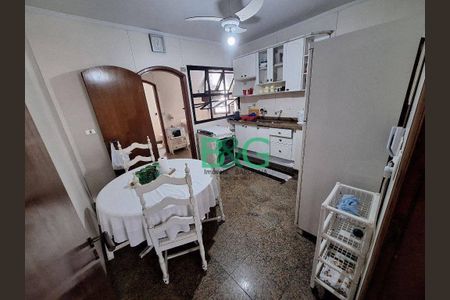 4_photo/94d2001921.1e2ec60a4684dcb5-ATLAS-6c62c8fd-e717-4131-9504-a1867f57a3ca.jpg de apartamento à venda com 4 quartos, 180m² em Parque Enseada, Guarujá