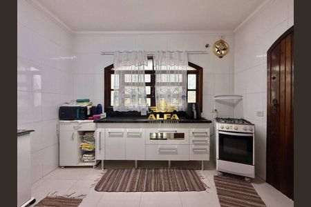 17_photo/94d2001a75.059c56c81cc0aca7-ATLAS-9ab5c4fd-3426-4dcd-aa2e-5e4e9f8f47ac.jpg de casa à venda com 3 quartos, 387m² em Jardim Enseada, Guarujá