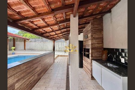 6_photo/94d2001a75.4f01e810a805cb87-ATLAS-9184dafd-64f5-45fb-9bdd-425c22d0912a.jpg de casa à venda com 3 quartos, 387m² em Jardim Enseada, Guarujá