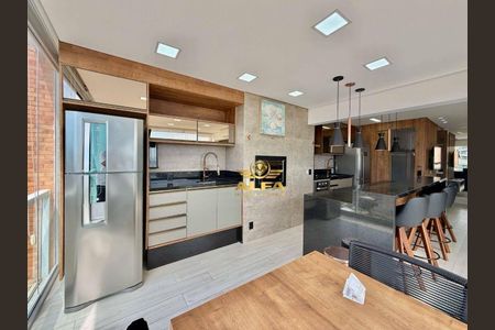 4_photo/94d2001d75.b88c9f23dde11cca-ATLAS-5c0f91c9-1e0e-40e8-8898-4bd49b0e5dc2.jpg de apartamento à venda com 3 quartos, 103m² em Parque Enseada, Guarujá