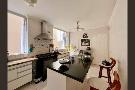 22_photo/94d2001de1.ceff8192393c33de-ATLAS-32bcad02-fb91-4340-a4b7-6c8c5dc40d8e.jpg de casa à venda com 6 quartos, 400m² em Jardim Virginia, Guarujá