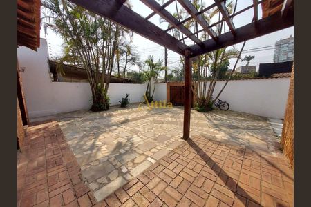 12_photo/94d2001dfd.59abdc00308a7dc6-ATLAS-1280401a-23e7-4059-9b7c-d4bfd0ee3637.jpg de casa à venda com 4 quartos, 533m² em Jardim Virginia, Guarujá