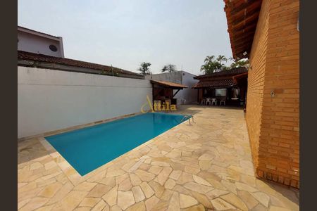 4_photo/94d2001dfd.59abdc00308a7dc6-ATLAS-a1da49ae-e6c8-408f-bebe-73aee121543b.jpg de casa à venda com 4 quartos, 533m² em Jardim Virginia, Guarujá