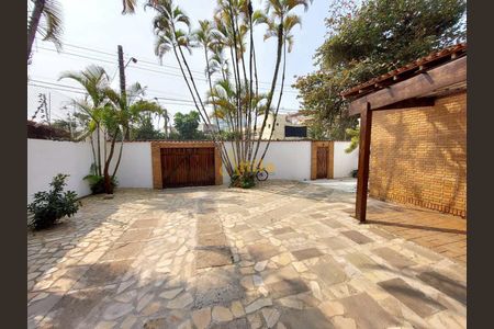 5_photo/94d2001dfd.59abdc00308a7dc6-ATLAS-b5824d07-9e21-4ffb-9d83-b6233b8c946b.jpg de casa à venda com 4 quartos, 533m² em Jardim Virginia, Guarujá