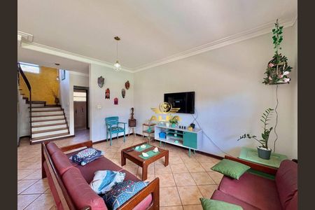 11_photo/94d2001e11.7be7a474fdeed64f-ATLAS-65df9896-9afd-4e0e-8aba-59bfada9b45a.jpg de casa à venda com 5 quartos, 320m² em Jardim Virginia, Guarujá