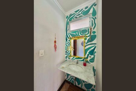 4_photo/94d2001e11.7f1fb4944a0bce8c-ATLAS-314c4d28-db26-48df-884c-91c99da01090.jpg de casa à venda com 5 quartos, 320m² em Jardim Virginia, Guarujá