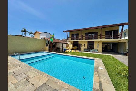 12_photo/94d2001e11.7f1fb4944a0bce8c-ATLAS-7fd737a9-61c6-46de-ac04-2e2465a439a0.jpg de casa à venda com 5 quartos, 320m² em Jardim Virginia, Guarujá