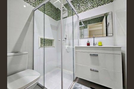 7_photo/94d2001e1d.f9fd596f8c1c84e9-ATLAS-0fd7eb5d-51a5-41bf-81c4-ef13688e96c5.jpg de casa à venda com 5 quartos, 460m² em Jardim Virginia, Guarujá