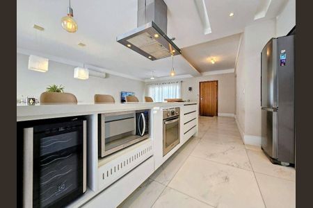 12_photo/94d2001e1d.f9fd596f8c1c84e9-ATLAS-e663aa4c-ce4e-46c4-8c05-2c5ad75fed7e.jpg de casa à venda com 5 quartos, 460m² em Jardim Virginia, Guarujá