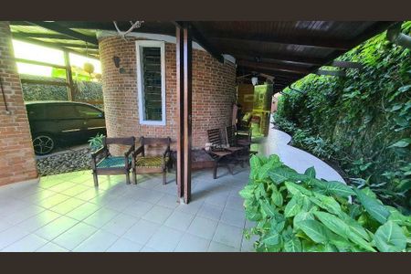 3_photo/94d2001f35.ba3e4f1a03d92c8a-ATLAS-a786f2bc-0be0-41aa-9096-48f3cbb6bd7c.jpg de casa à venda com 4 quartos, 150m² em Loteamento Joao Batista Juliao, Guarujá