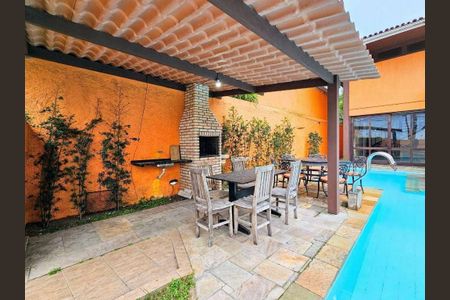 11_photo/94d200222f.471f7faae86d5bc6-ATLAS-21341e5d-b294-4b0f-ad0e-bec8405c2de3.jpg de casa à venda com 6 quartos, 1000m² em Loteamento Joao Batista Juliao, Guarujá