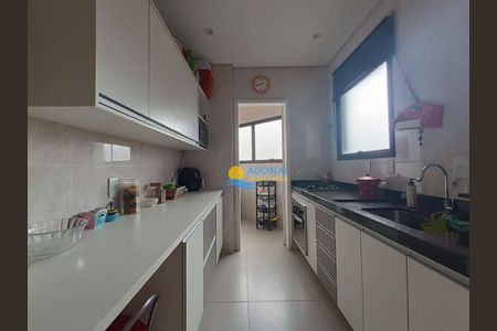 37_photo/94d2002267.97aeb4ebe5c651e6-ATLAS-e7453c95-08f1-427b-aae6-fb7c2924fa64.jpg de apartamento à venda com 3 quartos, 100m² em Tortuga, Guarujá