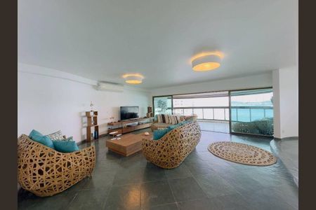 10_photo/94d200254d.ab7293b3dacb1cfb-ATLAS-b98e295f-e320-4bf9-a7da-c4be5a0da89d.jpg de apartamento à venda com 4 quartos, 225m² em Tortuga, Guarujá