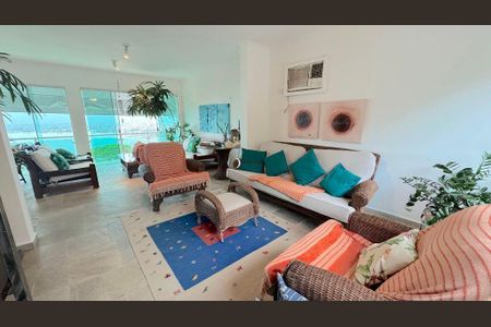 3_photo/94d2002573.883e5fffccee990a-ATLAS-0c8230e3-675f-4efd-8c11-6cc84ebcd19b.jpg de casa à venda com 4 quartos, 350m² em Parque Enseada, Guarujá