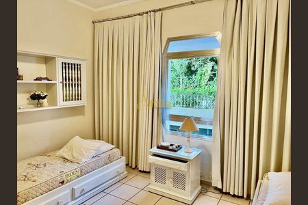 49_photo/94d2002845.20b1407c08fdccdc-ATLAS-b1fcb767-2d90-43fc-bddb-51cc885a3db3.jpg de apartamento à venda com 4 quartos, 199m² em Tortuga, Guarujá