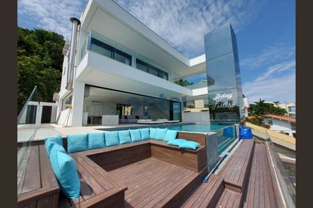 11_photo/94d200289f.aafc750051720c32-ATLAS-ff08fa0c-d46e-4cda-b84c-159cd2fc5831.jpg de casa à venda com 6 quartos, 1000m² em Tortuga, Guarujá