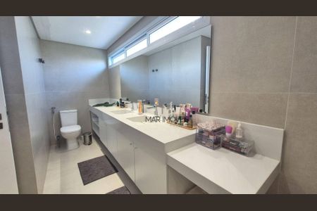 28_photo/94d2003ac3.32d202937d4e74df-ATLAS-cf2794d8-d9b0-4b2d-9143-c972e6e1153b.jpg de apartamento à venda com 5 quartos, 225m² em Tortuga, Guarujá