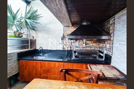 4_photo/94d2003af7.3c3f5f804e689f3d-ATLAS-5fc714e8-e51b-40ba-8b17-9d9c3318cf67.jpg de apartamento à venda com 6 quartos, 270m² em Loteamento Joao Batista Juliao, Guarujá