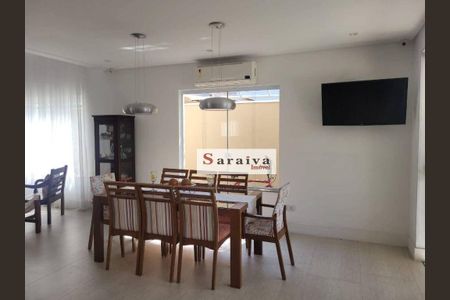 18_photo/94d2006b2d.f14d7a494a64fc38-ATLAS-981dea95-9bf6-4847-b28d-159b9069d5e6.jpg de casa de condomínio à venda com 3 quartos, 294m² em Balneario Praia do Pernambuco, Guarujá