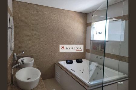 26_photo/94d2006b2d.f14d7a494a64fc38-ATLAS-a57b4541-5e94-4545-aa1a-def9aec9f7cb.jpg de casa de condomínio à venda com 3 quartos, 294m² em Balneario Praia do Pernambuco, Guarujá