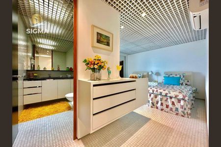 5_photo/94d2006b31.6284a3aa80d8532b-ATLAS-b1cc716f-771c-4c8e-a6c4-6600b537392b.jpg de casa à venda com 6 quartos, 1300m² em Balneario Praia do Pernambuco, Guarujá