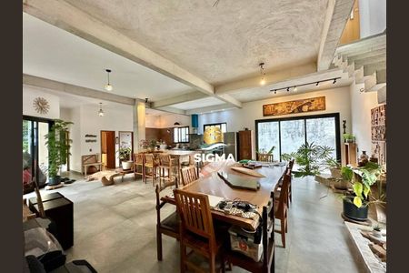 5_photo/94d2006b31.7d44486df2fbe63f-ATLAS-adba521a-e5b9-4328-b45f-9a0806efecc5.jpg de casa à venda com 3 quartos, 236m² em Balneario Praia do Pernambuco, Guarujá