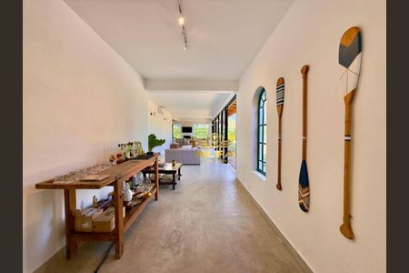 2_photo/94d2006ca3.cbcf1af9a5ff54ae-ATLAS-34e1b48e-1bb3-41e9-85fe-b1292bfb7342.jpg de casa à venda com 4 quartos, 320m² em Balneario Praia do Pernambuco, Guarujá