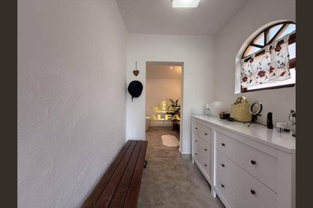 3_photo/94d2006ca3.cbcf1af9a5ff54ae-ATLAS-a70a5bda-33aa-48ea-bac6-4a3568ff64c1.jpg de casa à venda com 4 quartos, 320m² em Balneario Praia do Pernambuco, Guarujá