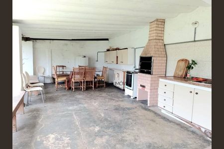 21_photo/94d2006d39.cfb266d03f506f09-ATLAS-b4e00b22-dbb5-468d-8e54-397bc04ae507.jpg de casa à venda com 4 quartos, 390m² em Balneario Praia do Pernambuco, Guarujá