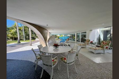 6_photo/94d2006d41.5fb914e739453623-ATLAS-138d7c91-038d-4dfb-af14-e06d60e94c7b.jpg de casa à venda com 6 quartos, 1300m² em Balneario Praia do Pernambuco, Guarujá