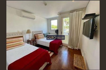 10_photo/94d200724b.084917acedcaac8e-ATLAS-4d682f60-dc6b-4aae-84bd-ea86d9426777.jpg de casa à venda com 5 quartos, 458m² em Balneario Praia do Pernambuco, Guarujá