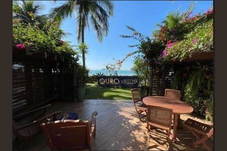 11_photo/94d200724b.084917acedcaac8e-ATLAS-e334e9f8-85c3-42dd-b64c-e7f5cb1666b6.jpg de casa à venda com 5 quartos, 458m² em Balneario Praia do Pernambuco, Guarujá