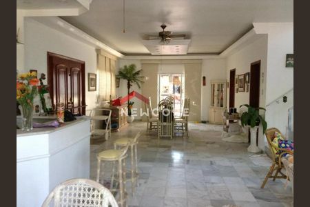 3_photo/94d20072d7.561dcad3d0cedf12-ATLAS-05f986ef-7747-4652-98fa-4e9829c9d3a6.jpg de casa à venda com 4 quartos, 450m² em Balneario Praia do Pernambuco, Guarujá