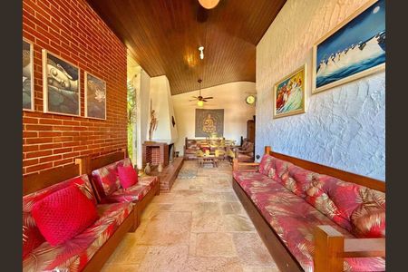 3_photo/94d200731b.cb6ee1e2053eb972-ATLAS-d5bc3525-4aa7-4b91-b2c8-8a6635db00a2.jpg de casa à venda com 3 quartos, 188m² em Balneario Praia do Pernambuco, Guarujá