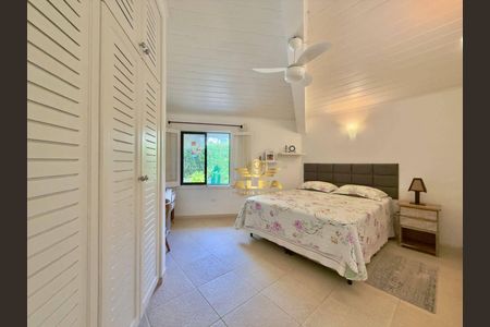 6_photo/94d200731b.fde861d863187d22-ATLAS-c31cc5a6-8271-4e4e-8691-dca5ea5933b5.jpg de casa à venda com 3 quartos, 278m² em Balneario Praia do Pernambuco, Guarujá