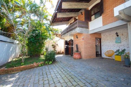 4_photo/94d2007325.aef4de6394ba8e6d-ATLAS-f36ecd3d-2b1e-4e40-9197-43897b1998f1.jpg de casa à venda com 3 quartos, 318m² em Balneario Praia do Pernambuco, Guarujá