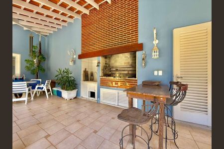 27_photo/94d200739f.ceff8192393c33de-ATLAS-5c73f8cc-5faa-4a23-8db2-c4bfa108e4cd.jpg de casa à venda com 5 quartos, 300m² em Balneario Praia do Pernambuco, Guarujá