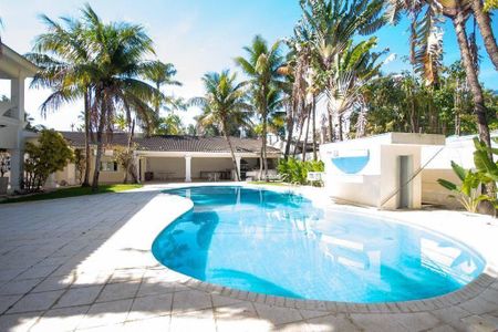 8_photo/94d200743b.aef4de6394ba8e6d-ATLAS-3dd384db-5344-4b9c-b1ea-e70859ae8314.jpg de casa à venda com 8 quartos, 1134m² em Balneario Praia do Pernambuco, Guarujá