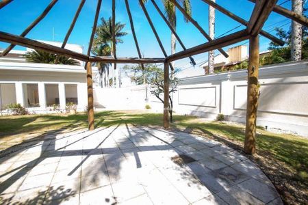 31_photo/94d200743b.aef4de6394ba8e6d-ATLAS-654046dc-d08c-4e1a-961c-34d8de92e14a.jpg de casa à venda com 8 quartos, 1134m² em Balneario Praia do Pernambuco, Guarujá