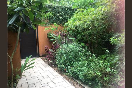 1_photo/94d200743f.e98a0441d5514113-ATLAS-1bb997b1-e458-4aae-b258-e58a8499cd9c.jpg de casa para alugar com 6 quartos, 395m² em Balneario Praia do Pernambuco, Guarujá